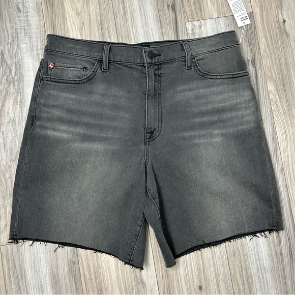 NWT Hudson Jada passage high rise denim shorts size 31 raw hem 8”inseam - Picture 3 of 13